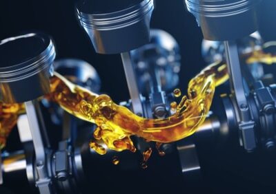 3d,Illustration,Of,Car,Engine,With,Lubricant,Oil,On,Repairing.